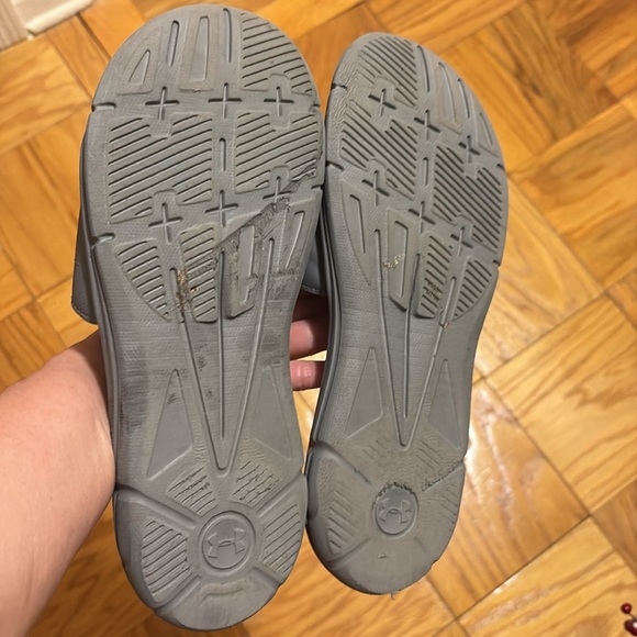 Under Armour slides  and Charcoal Slides - Picture 2 of 4